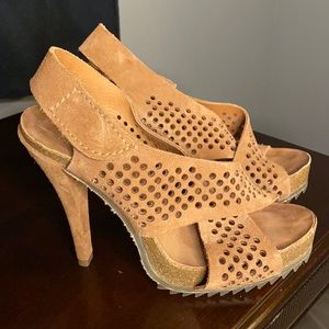 Pedro Garcia brown suede heels